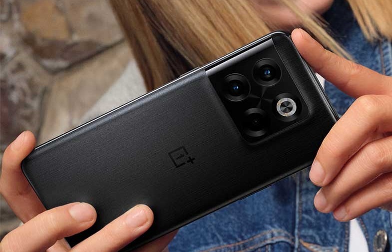 OnePlus が Snapdragon 8+ Gen 1 プロセッサを搭載した Ace Pro スマートフォンを発表