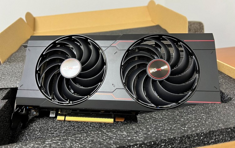 La scheda video Radeon RX 6700 è apparsa in Europa al prezzo di 380 euro
