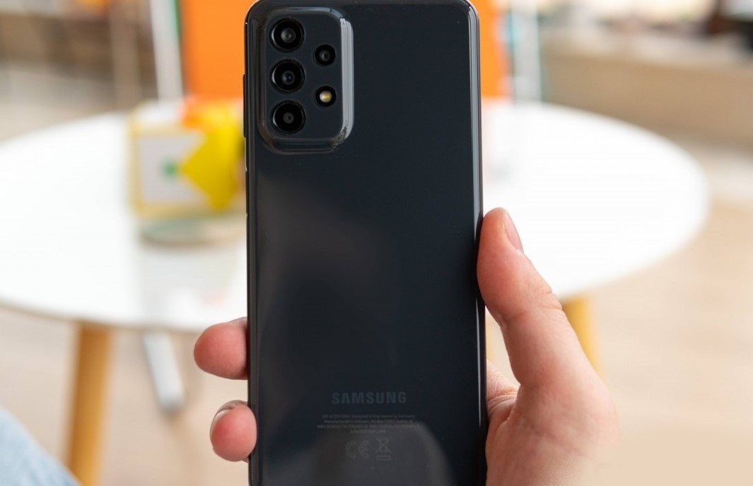 Le coût du smartphone Samsung Galaxy A23 5G en Europe sera de 300 euros