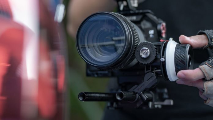 Tilta a publié un suivi de mise au point Pocket Follow Focus