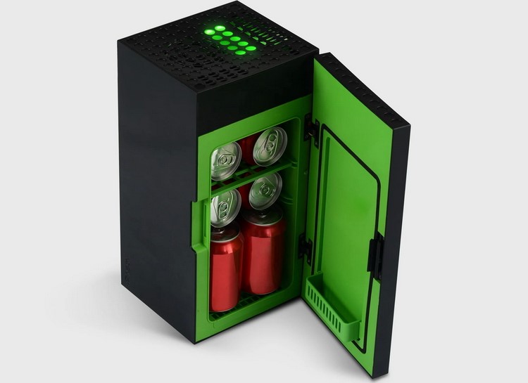 Microsoft ha rilasciato la seconda versione del mini frigorifero sotto forma di Xbox Series X