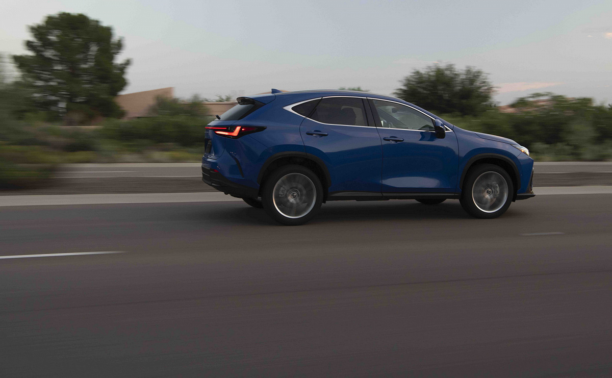 Lexus faz recall de 4.215 crossovers 2022 NX devido a soldas ruins