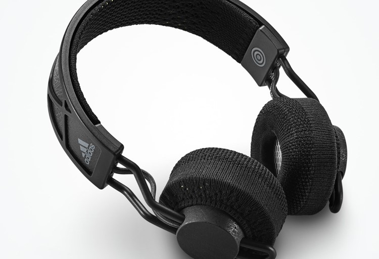 Adidas lança fones de ouvido sem fio RPT-02 SOL que podem durar quase indefinidamente