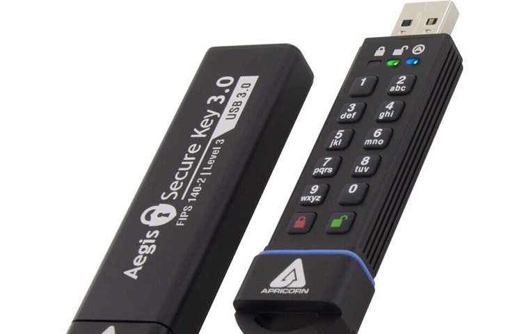 Apricorn lancia un'unità flash con crittografia hardware Aegis Secure Key 3 da 2 TB per $ 1.000