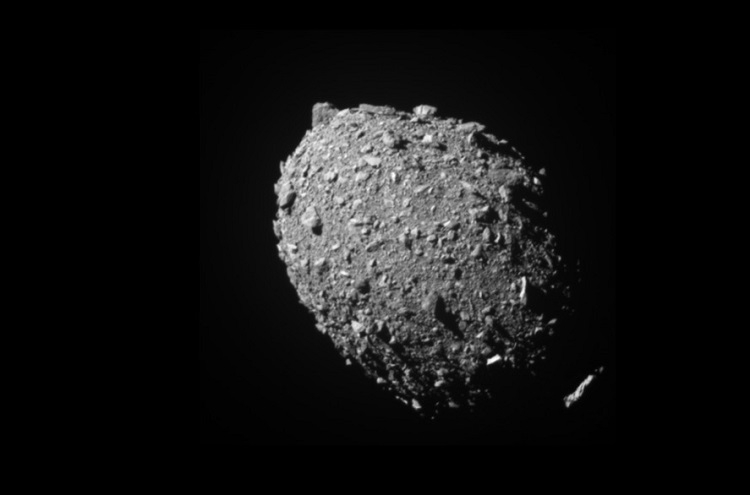 La sonde DART de la NASA s'écrase avec succès sur l'astéroïde Dimorph