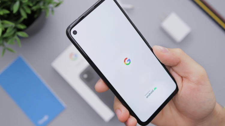 Android 14 nécessitera une prise en charge matérielle du codec vidéo AV1