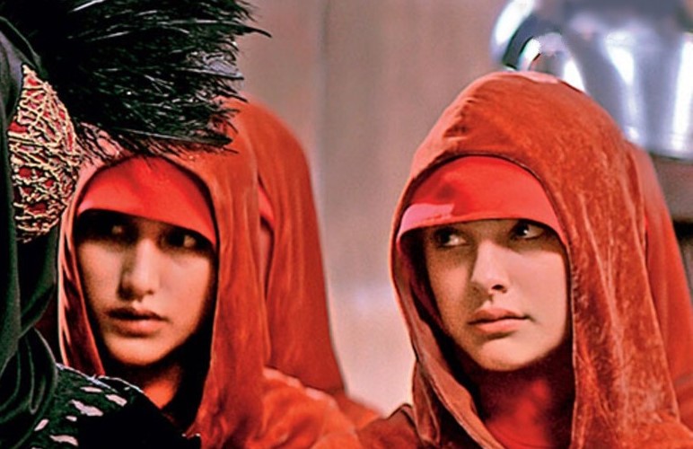 Le persone con facce simili hanno spesso la stessa altezza, peso, abitudini e comportamento