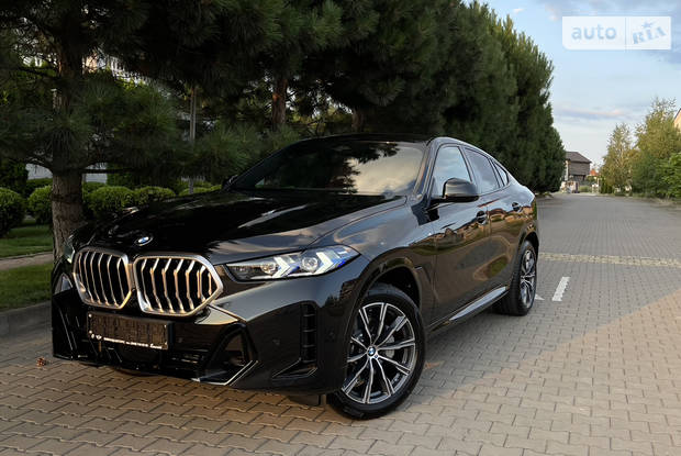 BMW testet einen Prototyp des aktualisierten Crossover X6