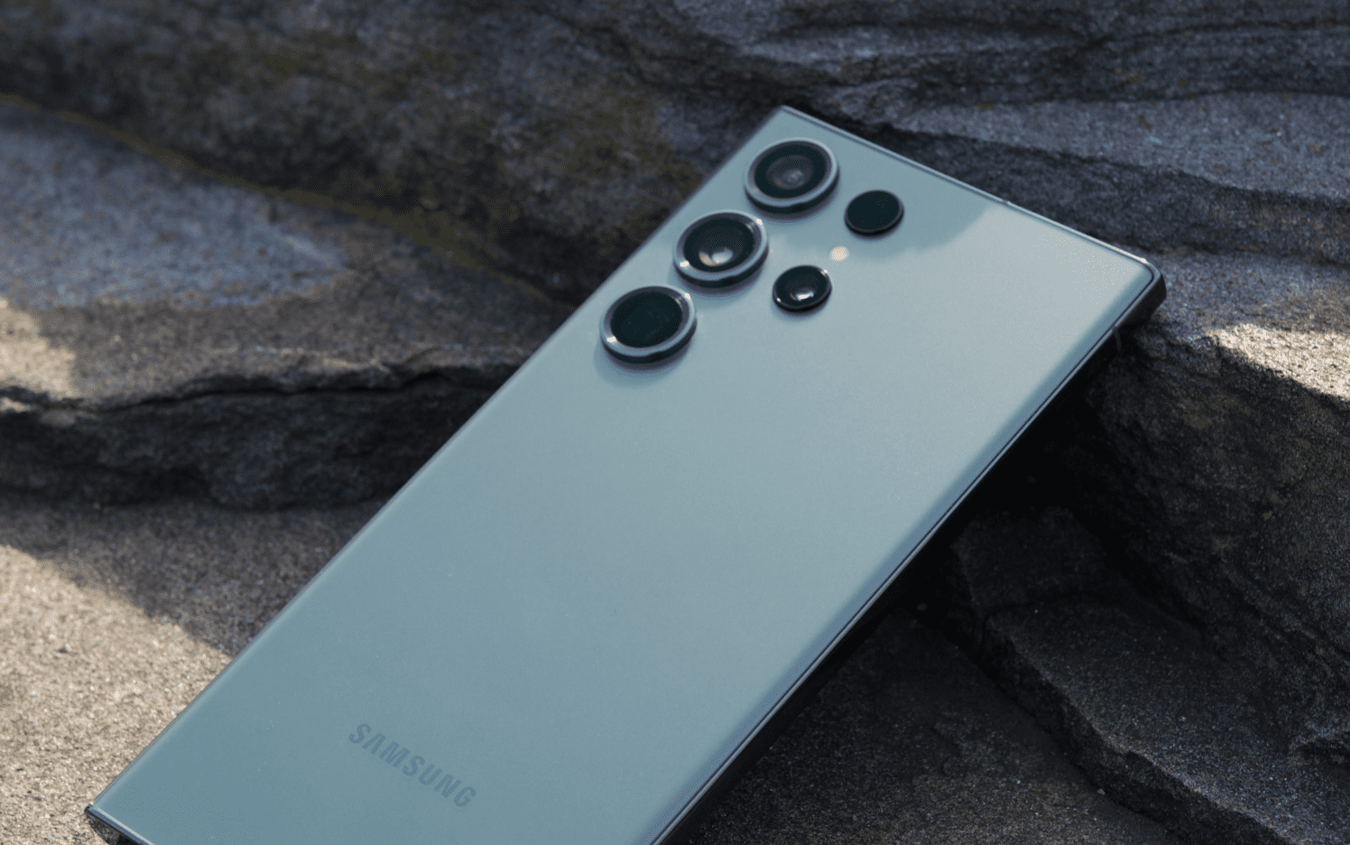 サムスンGalaxy S24 Ultraは、新たに2億画素のカメラを搭載する。