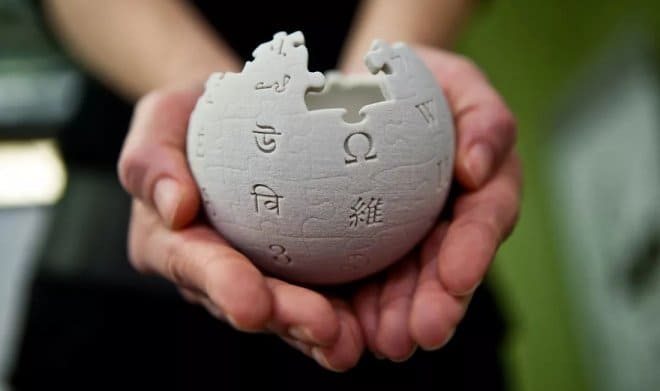 Arábia Saudita condenou dois administradores da Wikipédia a 40 anos