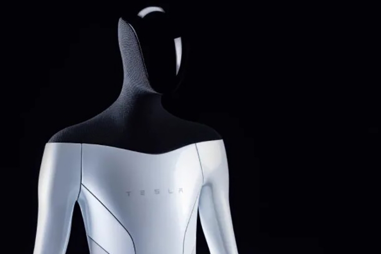 Elon Musk: Produção de robôs trará mais dinheiro à Tesla do que carros e tecnologia de piloto automático