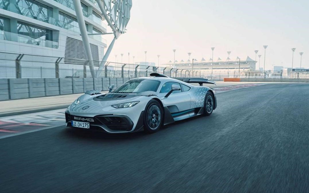 Mercedes-AMG One がニュルブルクリンクの実績を更新しようとしています