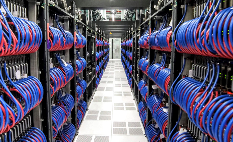 Os Estados Unidos estão se preparando para criar supercomputadores com desempenho de 10 a 20 Eflops