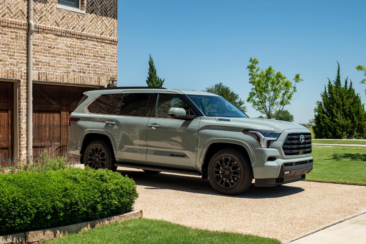 La Toyota Sequoia del 2023 costa almeno $ 58.300