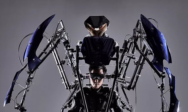 日本の外骨格SkeletonicsFighterは、サイボーグのボクシングの戦いを可能にします