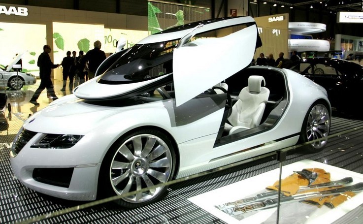 フォードのチーフデザイナーが新しい電動コンセプトカーを発表