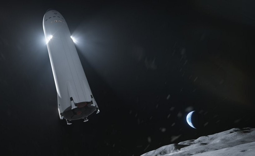 SpaceX potrebbe inviare una nave stellare sulla Luna nel 2024