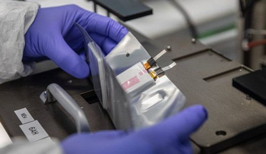 高密度、急速充電のSESバッテリーが米国、中国、韓国で発売される