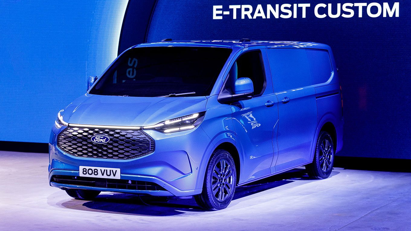 Der Ford Transit Custom des Modelljahres 2024 ging mit einer Serienkarosserie in die Tests