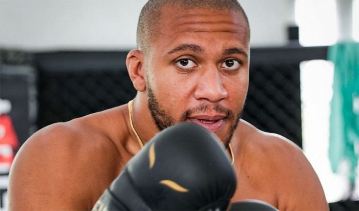 Cyril Gan apreciou o poder de nocaute de Francis Ngannou