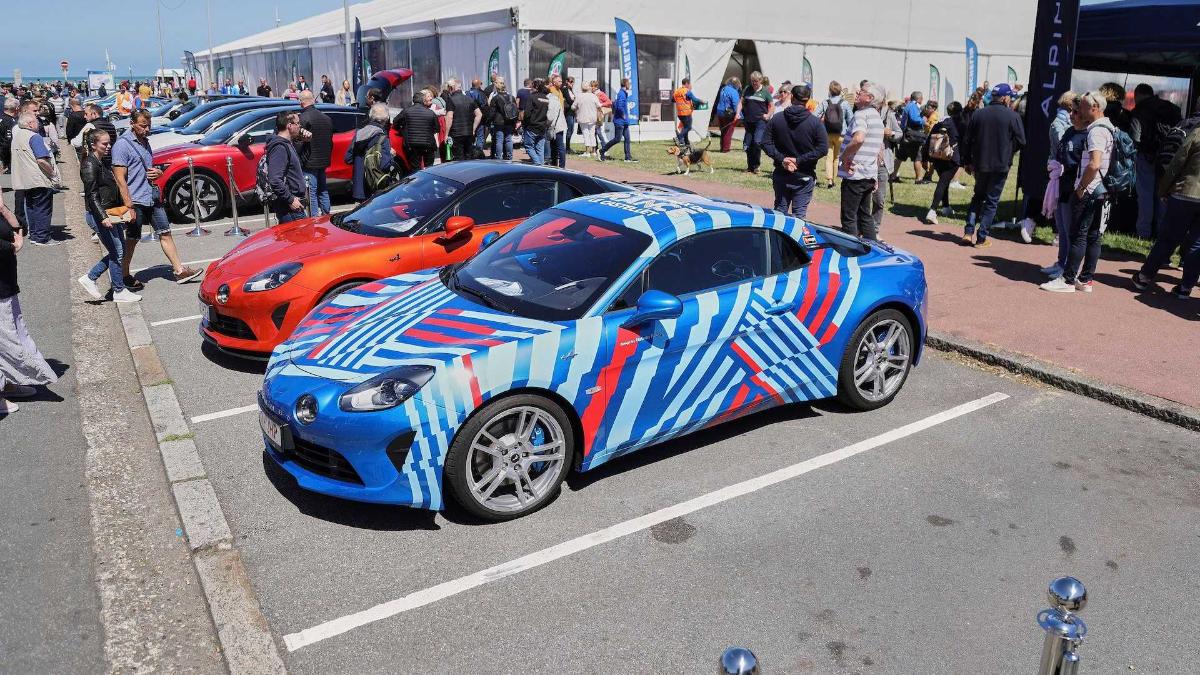 알파인, A110 GT 슈퍼카의 기념일 버전 공개