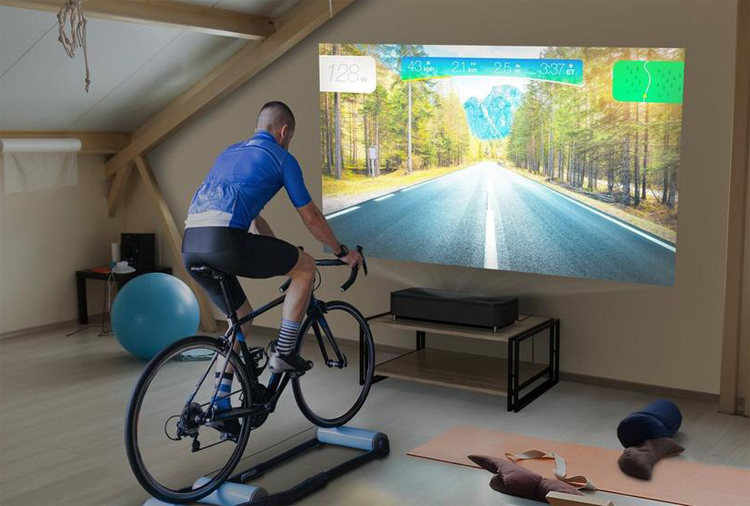 Epson, $3700에 EpiqVision EH-LS800 프로젝터 출시