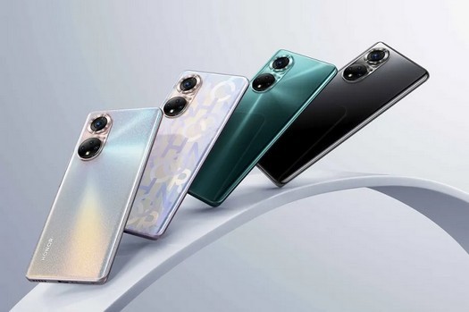 Honor 50 con servizi Google e chip Qualcomm è uscito in Europa al prezzo di 529 euro