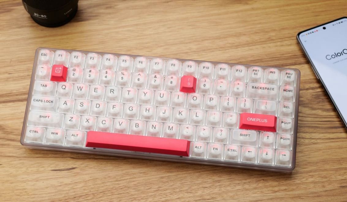 O primeiro teclado OnePlus foi mostrado na foto