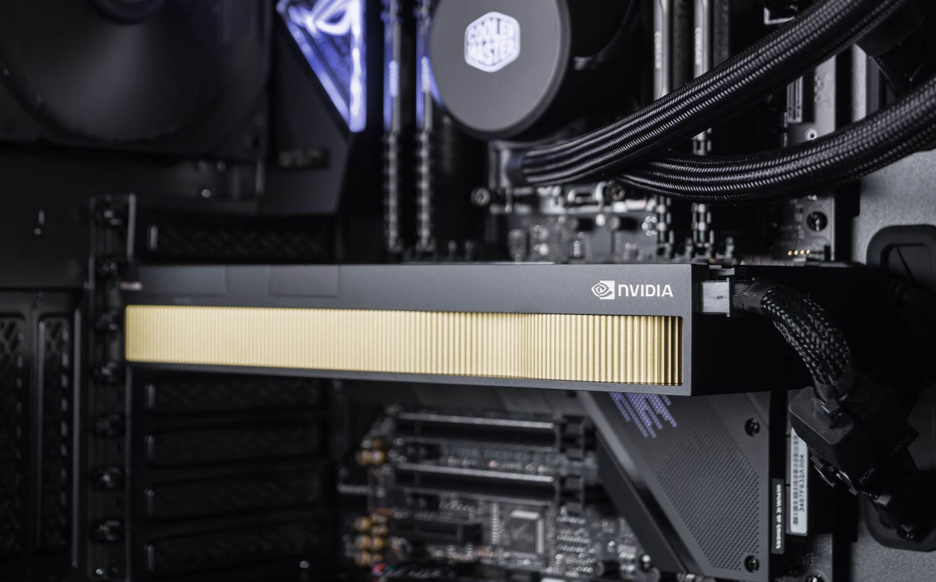 Il driver RTX Enterprise R525 è stato rilasciato con il supporto per la scheda grafica più potente di NVIDIA