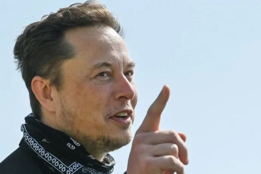 Elon Musk est devenu l'homme le plus riche de l'histoire du classement Forbes