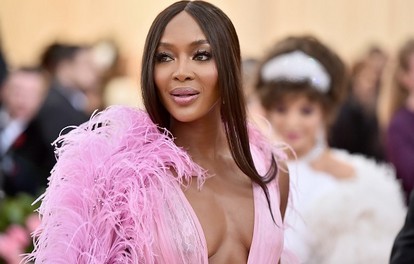 ナオミ・キャンベルは仕事に戻る予定です