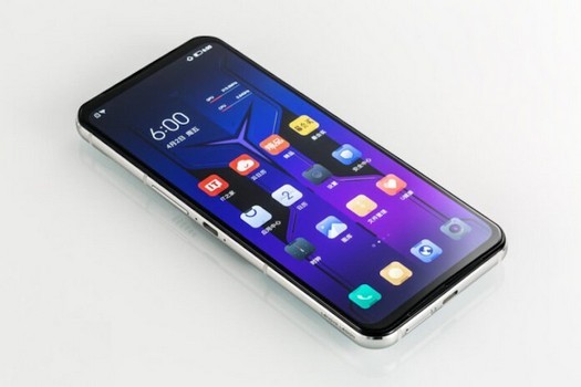 Lenovo bereitet ein Gaming-Smartphone Legion Y90 vor und verspricht, dass es nicht überhitzt
