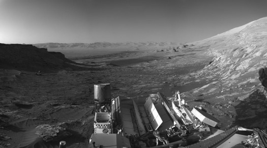 今日の写真：キュリオシティローバーの目から見た火星の魅惑的なパノラマビュー