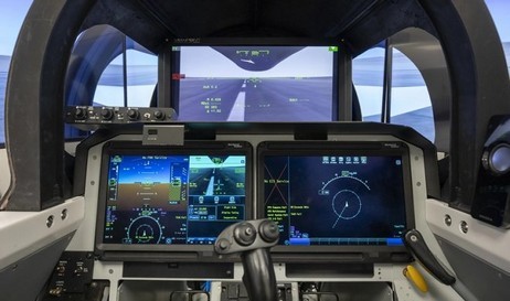 La NASA sta testando uno schermo digitale che sostituirà il vetro nelle cabine di pilotaggio degli ultimi velivoli supersonici