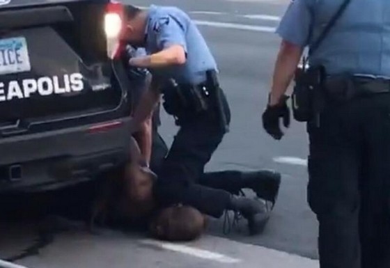 Novas acusações foram feitas contra policiais envolvidos na morte de Floyd