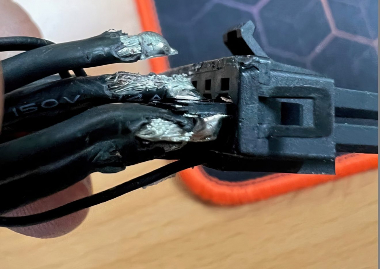 Nomeado o motivo do derretimento dos conectores de alimentação na GeForce RTX 4090