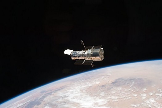 NASA는 다음 주에 허블 우주 망원경을 안전 모드에서 해제하려고 시도합니다