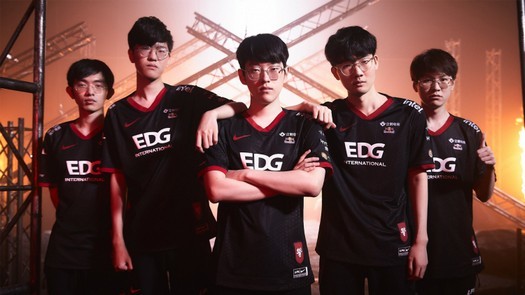 Edward Gaming vence campeão mundial de League of Legends no Mundial 2021