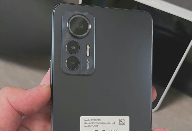 Xiaomi 12 Liteは108MPカメラと120Hzディスプレイを受け取ります