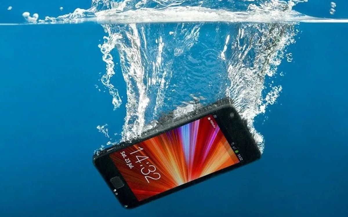 Il Moto X40 può resistere alle immersioni subacquee