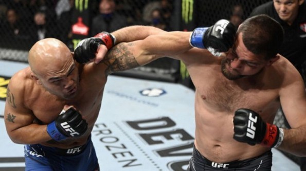 Dana White a fait l'éloge de la performance de Nick Diaz en revanche avec Lawler: il avait l'air incroyable