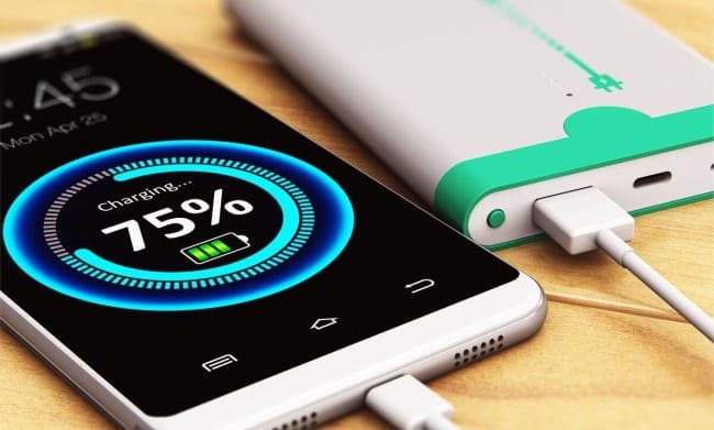 Por que você não pode usar o carregador de telefone de outra pessoa