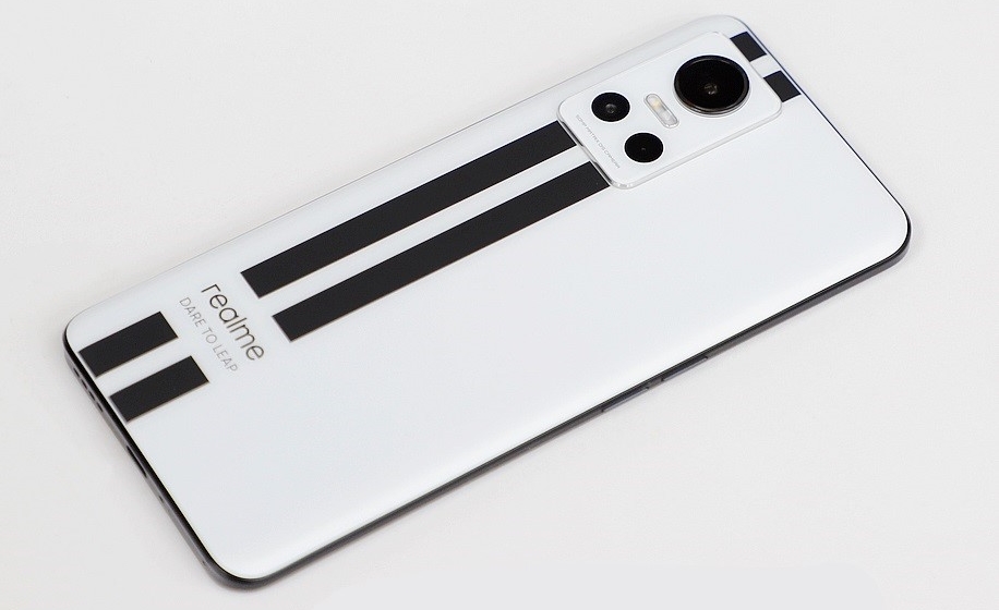 RealmeがGTNeo3スマートフォンを世界市場に投入