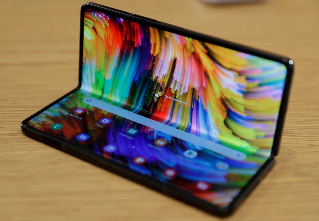Samsung pourrait lancer un smartphone pliable bon marché