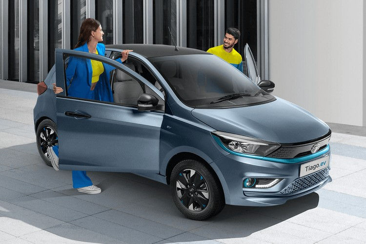 Tata Motors a présenté la voiture électrique Tiago.ev pour 10 000 $