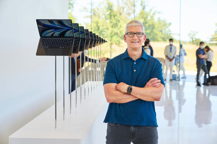 Apple の株価は 1 日で 7.5% 上昇 - これは 2020 年以来見られなかった