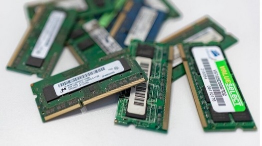 Le prix de la mémoire vive va considérablement baisser en 2022