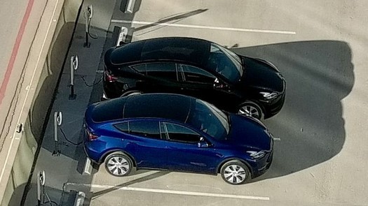 Tesla potrà iniziare ad assemblare veicoli elettrici Model Y in una struttura del Texas entro la fine di marzo