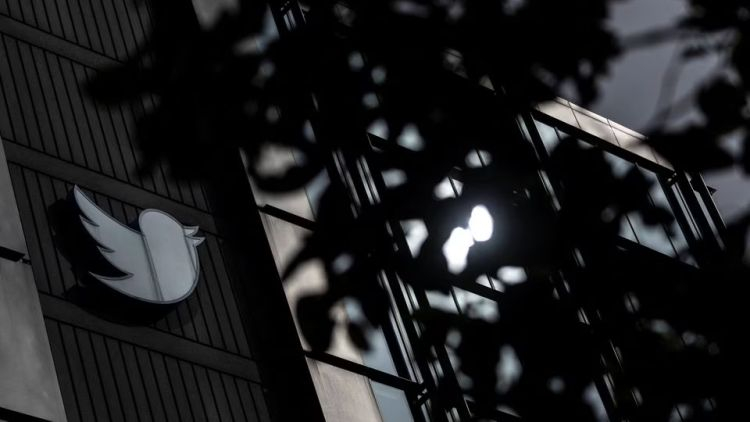 Gli utenti potrebbero dover pagare per verificare il proprio account Twitter