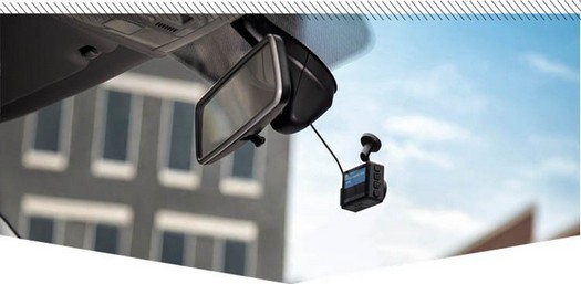 Garmin atualiza dashboards compactos Dash Cam com controle de voz e gravação de vídeo para a nuvem